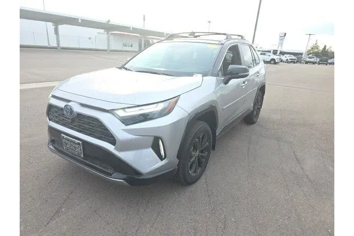 $35800 : Toyota RAV4 Hybrid 2023 AWD image 2