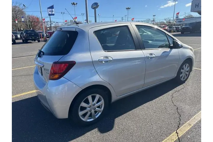 $8995 : Toyota Yaris 2016 SE 4dr Hat image 4