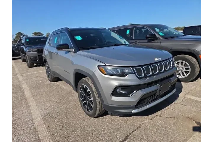 $22193 : Jeep Compass 2022 4x4 Limite image 3
