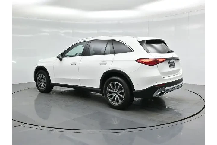 $39557 : Mercedes-Benz GLC 2024 GLC 3 image 6
