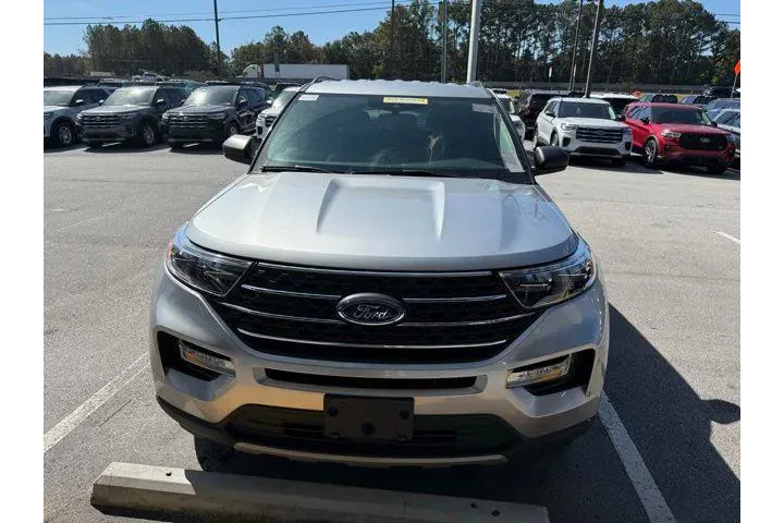 $29632 : Ford Explorer 2024 XLT 4dr S image 6