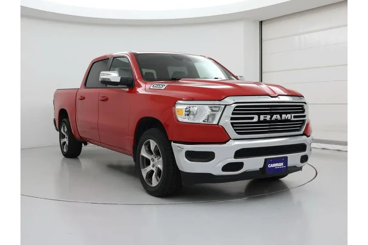 $33998 : Ram 1500 2024 4x2 Laramie 4d image 1