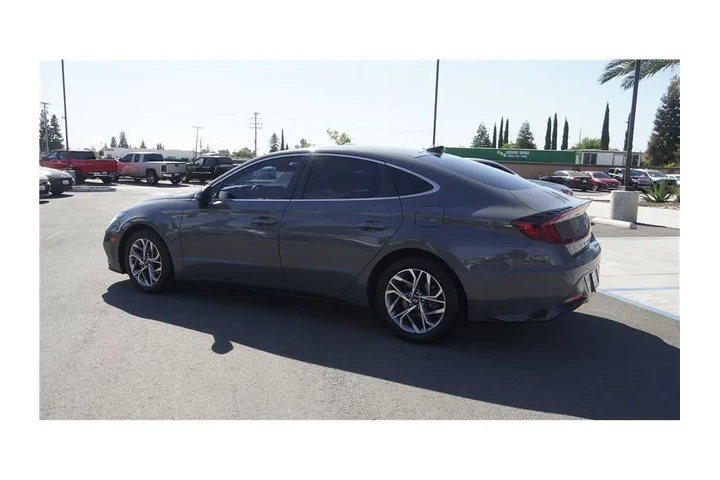 $21984 : 2020 Sonata SEL image 8