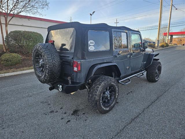 $27000 : PRE-OWNED 2018 JEEP WRANGLER image 5