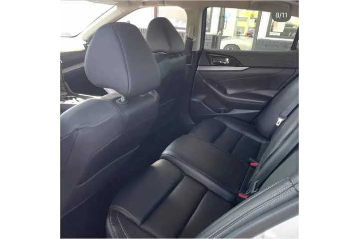 $9000 : 2017 Maxima 3.5 SV image 9