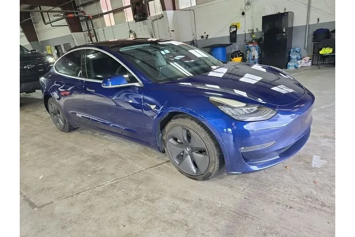 $14690 : Tesla Model 3 2018 Mid Range image 3