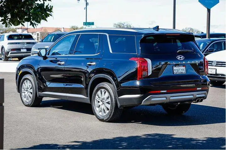 $34797 : Hyundai PALISADE 2025 SEL 4d image 2