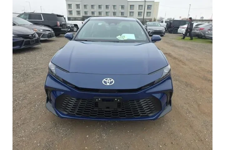 $36900 : Toyota Camry 2026 SE 4dr Sed image 2