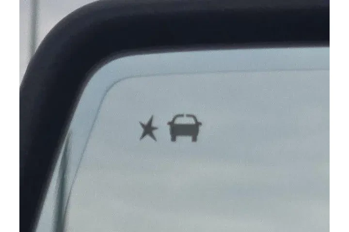 $31750 : GMC Sierra 1500 2019 4x4 Den image 9