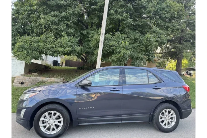 $7999 : 2018 Equinox LS image 4