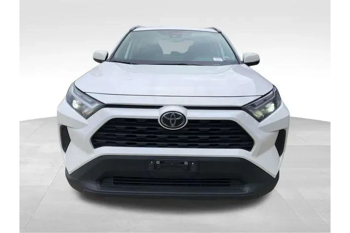 $25885 : Toyota RAV4 2024 AWD XLE 4dr image 6