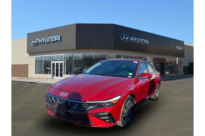 $18998 : Hyundai ELANTRA 2024 SEL 4dr image 3