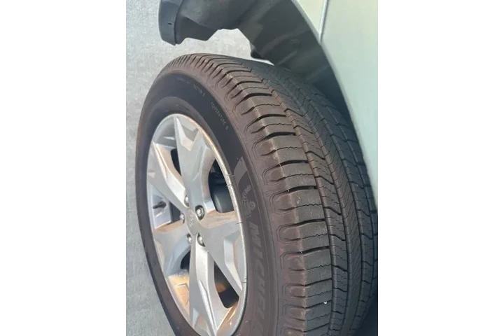 $17985 : Subaru Forester 2015 AWD 2.5 image 3