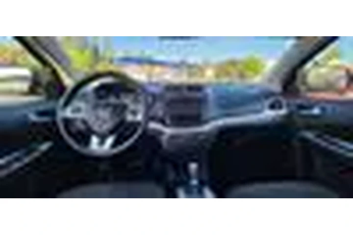 $8995 : 2018 Journey image 8