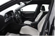 $14991 : Volkswagen Jetta 2019 R-Line thumbnail