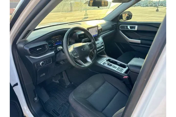 $27987 : Ford Explorer 2022 XLT 4dr S image 9