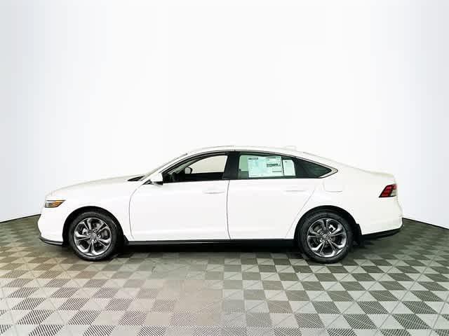 $31084 : PRE-OWNED 2024 HONDA ACCORD EX image 4