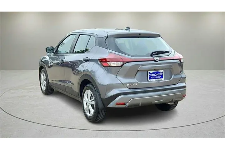 $18787 : Nissan Kicks Play 2025 S 4dr image 5