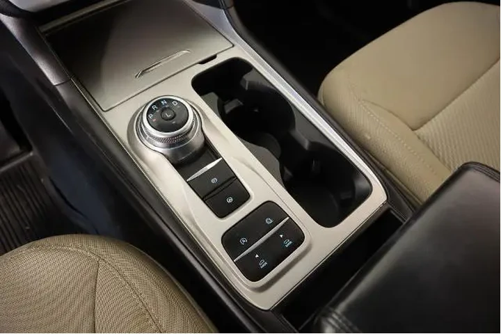 $18641 : Ford Explorer 2021 Base 4dr image 7