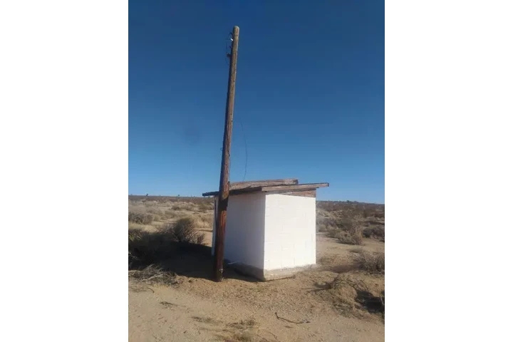 $1 : Lote de 5 acres con poso image 4