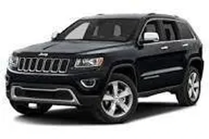 2011 Grand Cherokee Laredo image 3