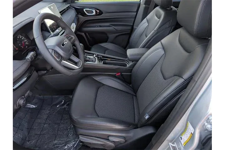 $33410 : Jeep Compass 2026 4x4 Latitu image 9