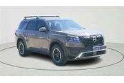Nissan Pathfinder 2024