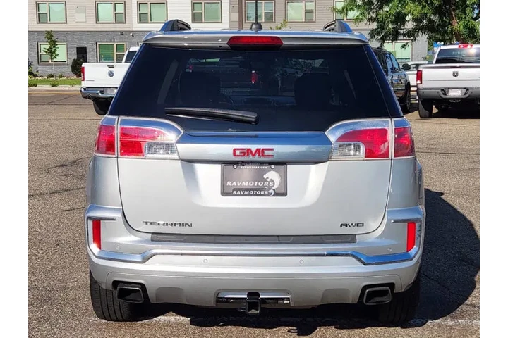 $15724 : 2017 GMC Terrain Denali image 10
