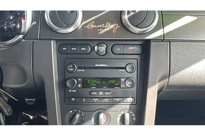 $39987 : Ford Shelby GT500 2007 2dr C image 8