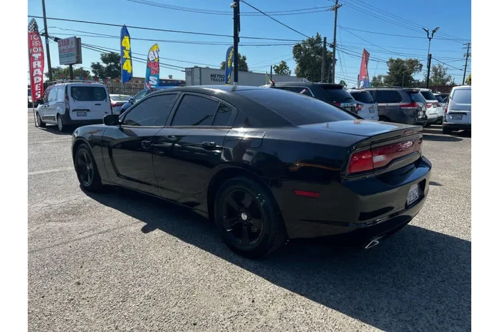 $10999 : 2012 Charger SE image 10