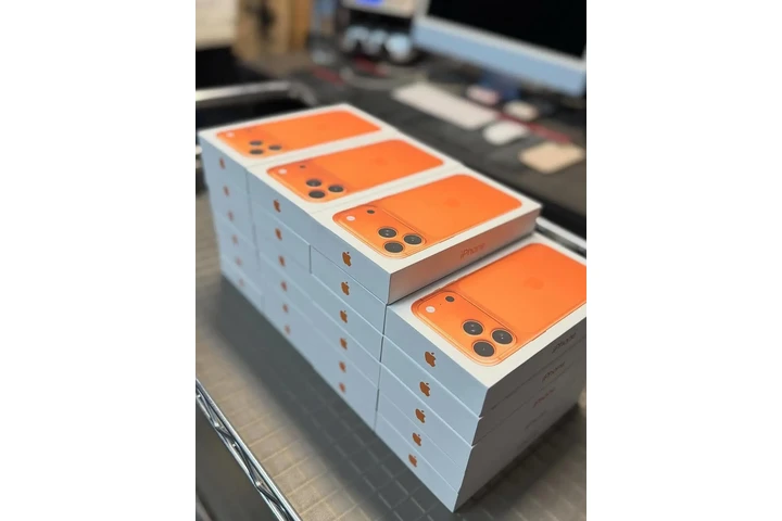 $300 : iPhone, Samsung, Sony PS5 image 1