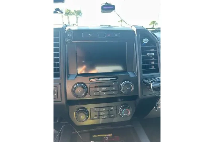 $24179 : Ford F-150 2019 4x4 King Ran image 9