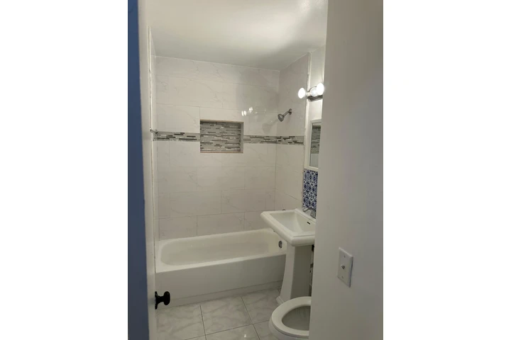 $2500 : Se renta Casa Homestead image 6