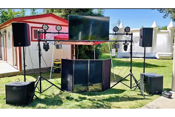 DJ Y KARAOKE PARA TUS FIESTAS image 3