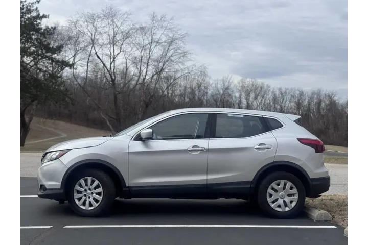 $9999 : 2019 Rogue Sport S image 1