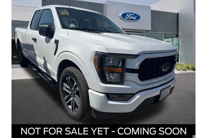 $25724 : Ford F-150 2023 4x2 XL 4dr S image 1