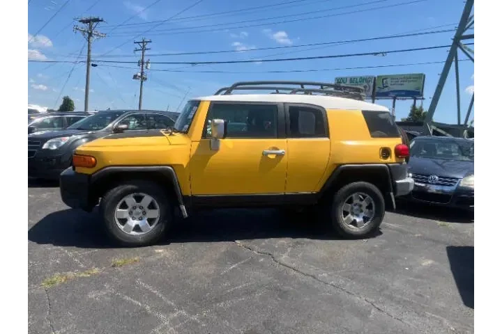 $12900 : 2007 FJ Cruiser image 4