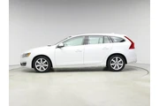 $18998 : Volvo V60 2016 T5 Drive-E Pr thumbnail