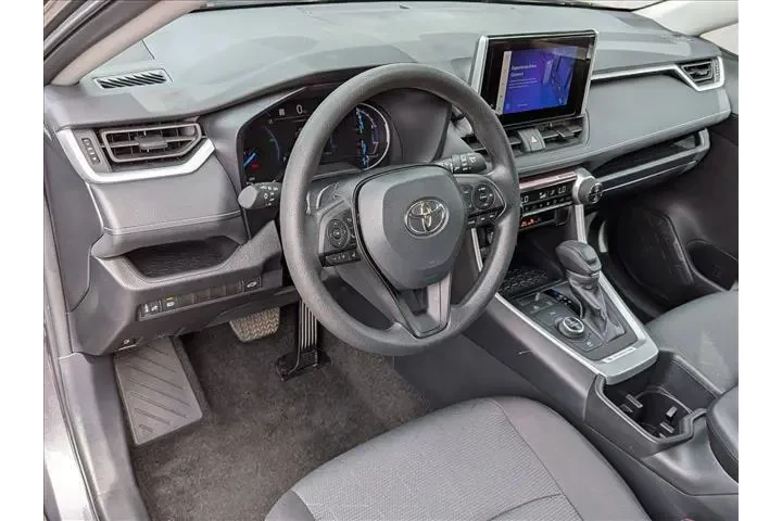 $38455 : Toyota RAV4 Hybrid 2025 AWD image 10