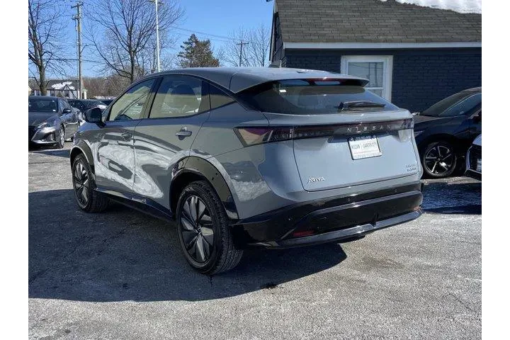 $18350 : Nissan Ariya 2024 AWD Engage image 6