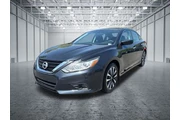 $10097 : Nissan Altima 2017 2.5 SV 4d thumbnail