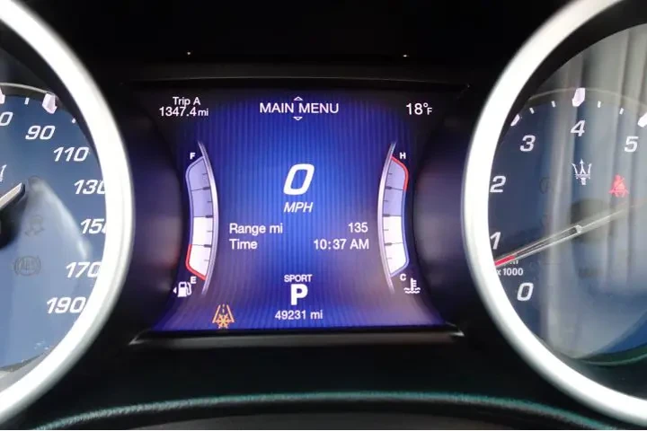 $18995 : 2016 GHIBLI image 2