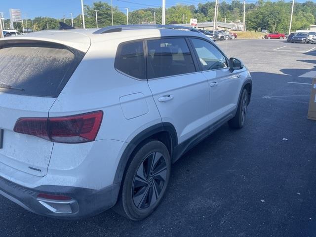 $27998 : PRE-OWNED 2023 VOLKSWAGEN TAO image 3