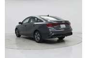 $20998 : Kia Forte 2023 LXS 4dr Sedan thumbnail