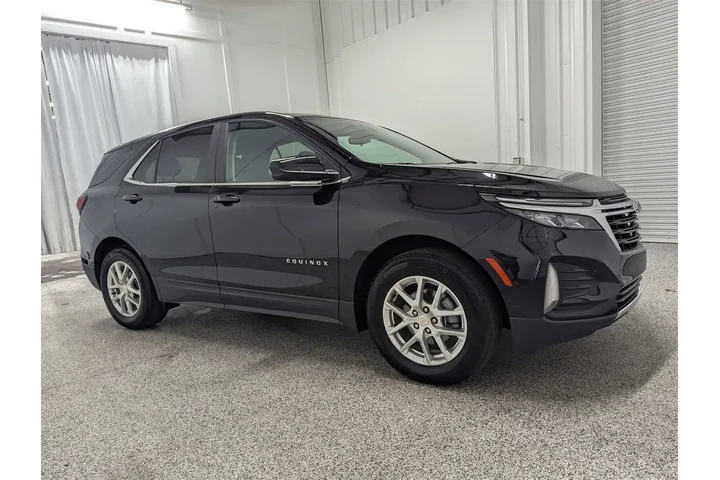 $23497 : Chevrolet Equinox 2024 LT 4d image 1