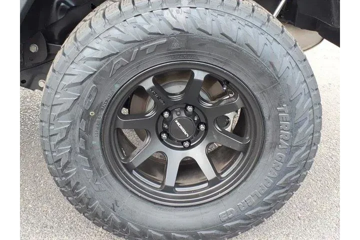 $25599 : Jeep Wrangler Unlimited 2022 image 9