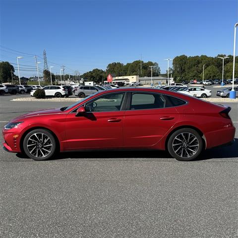 $24924 : PRE-OWNED 2021 HYUNDAI SONATA image 2