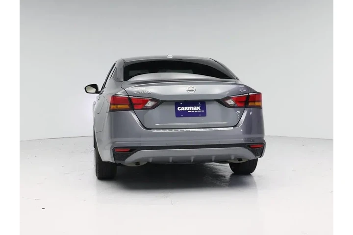 $20998 : Nissan Altima 2022 2.5 SV 4d image 6