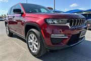 $45995 : Pre-Owned 2022 Grand Cherokee thumbnail