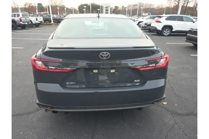 $28590 : Toyota Camry 2025 SE 4dr Sed image 7